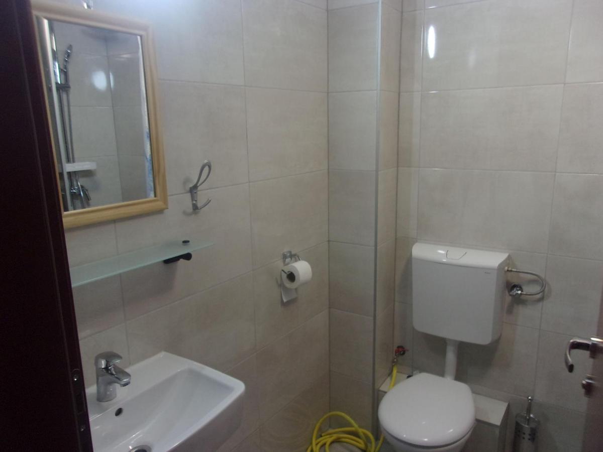 Apartman Tower 2 *
